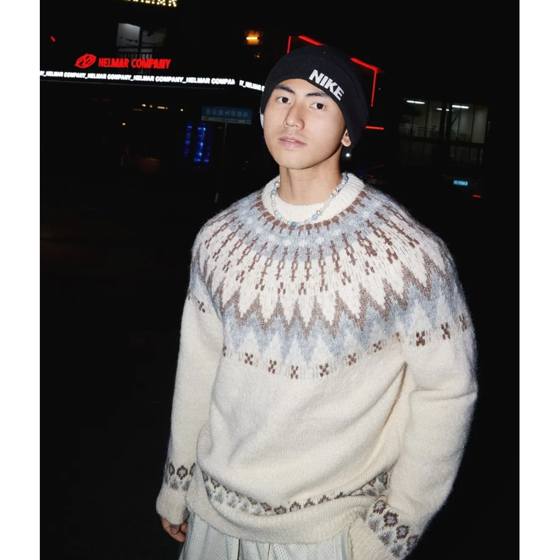 

Retro American Cisas Knitwear Men's Autumn Winter New Year Red round Ne Sweater Couple's Casual Loose Fit Polyester Fiber