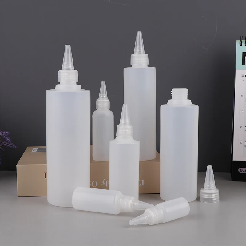 Butelka z tworzywa sztucznego z zakraplaczem, pusta, o pojemności 10-1000 ml, z zakrętką, półprzezroczysta, do płynów do oczu, tuszu, farb olejnych, pigmentów.