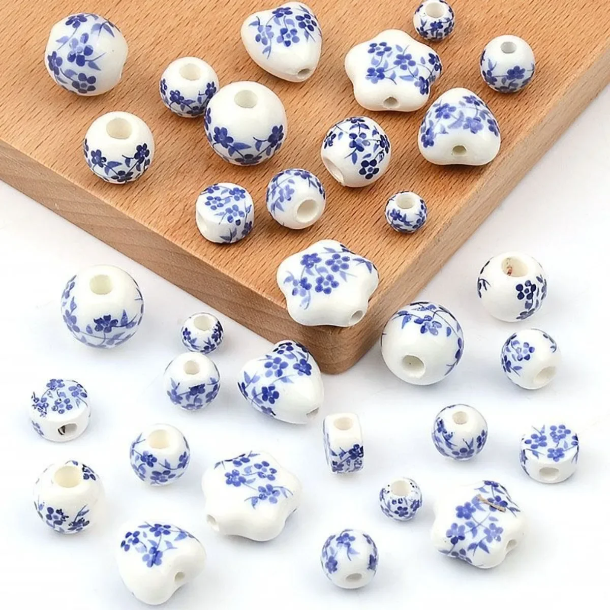 TX68 5 pièces mignon différentes formes bleu-blanc perles de porcelaine exquise perles en céramique fabrication de bijoux Bracelet bijoux à bricoler soi-même matériel