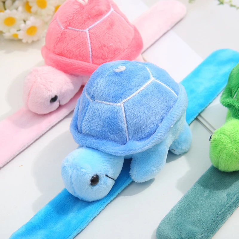 น่ารักขนาดเล็ก 3 สีเต่า Plush สร้อยข้อมือของเล่น, ตกแต่ง Plush นาฬิกาข้อมือ Slap ของเล่น