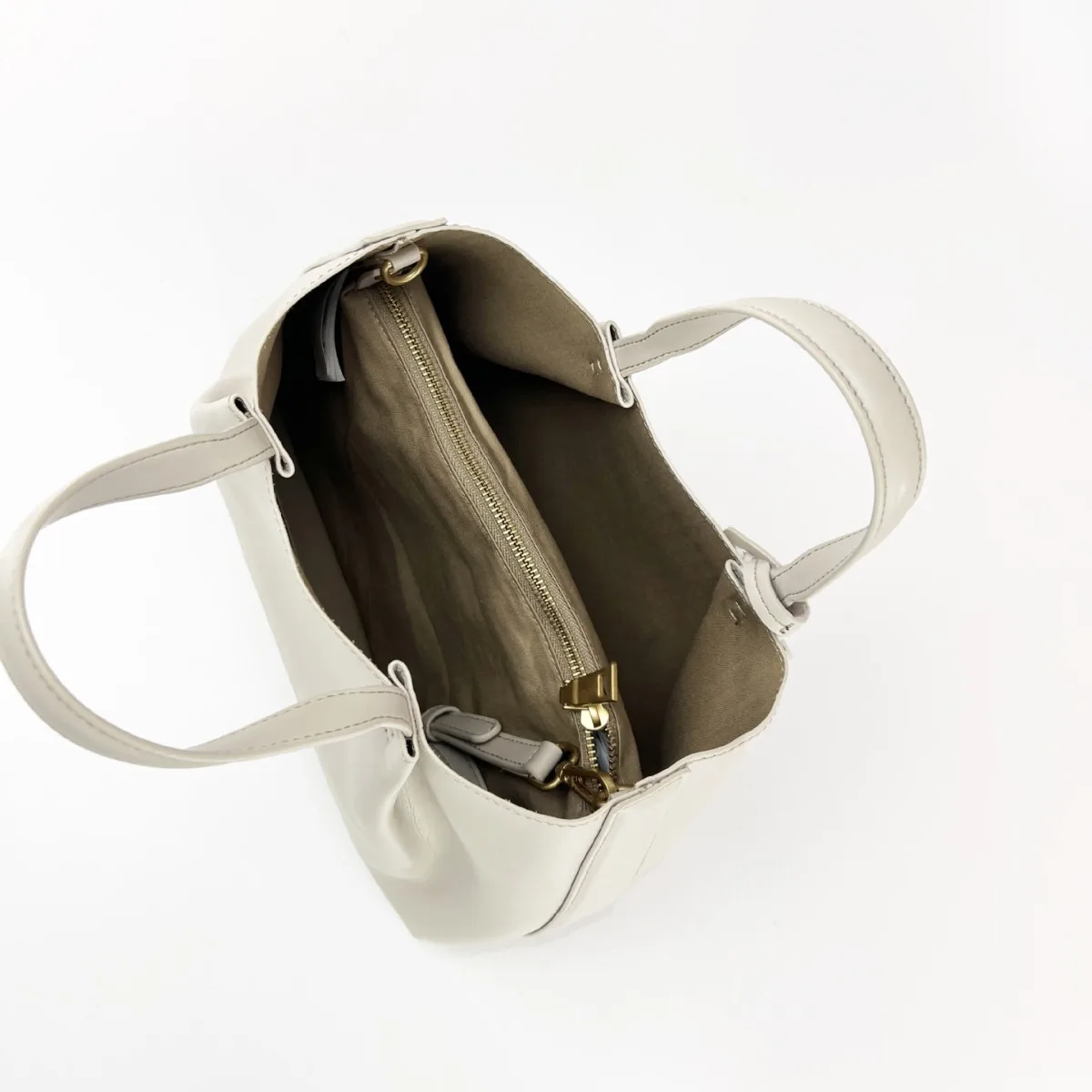 

Thread decoration handbag women's new high-end commuter one-shoulder crossbody urban leisure bag