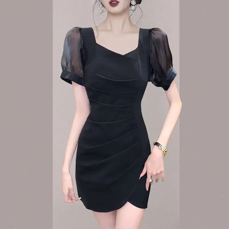 French Square Neckline Waistband Dress 2024 Spring/summer New Pleated Slim Fit Temperament High-end Women's Clothing