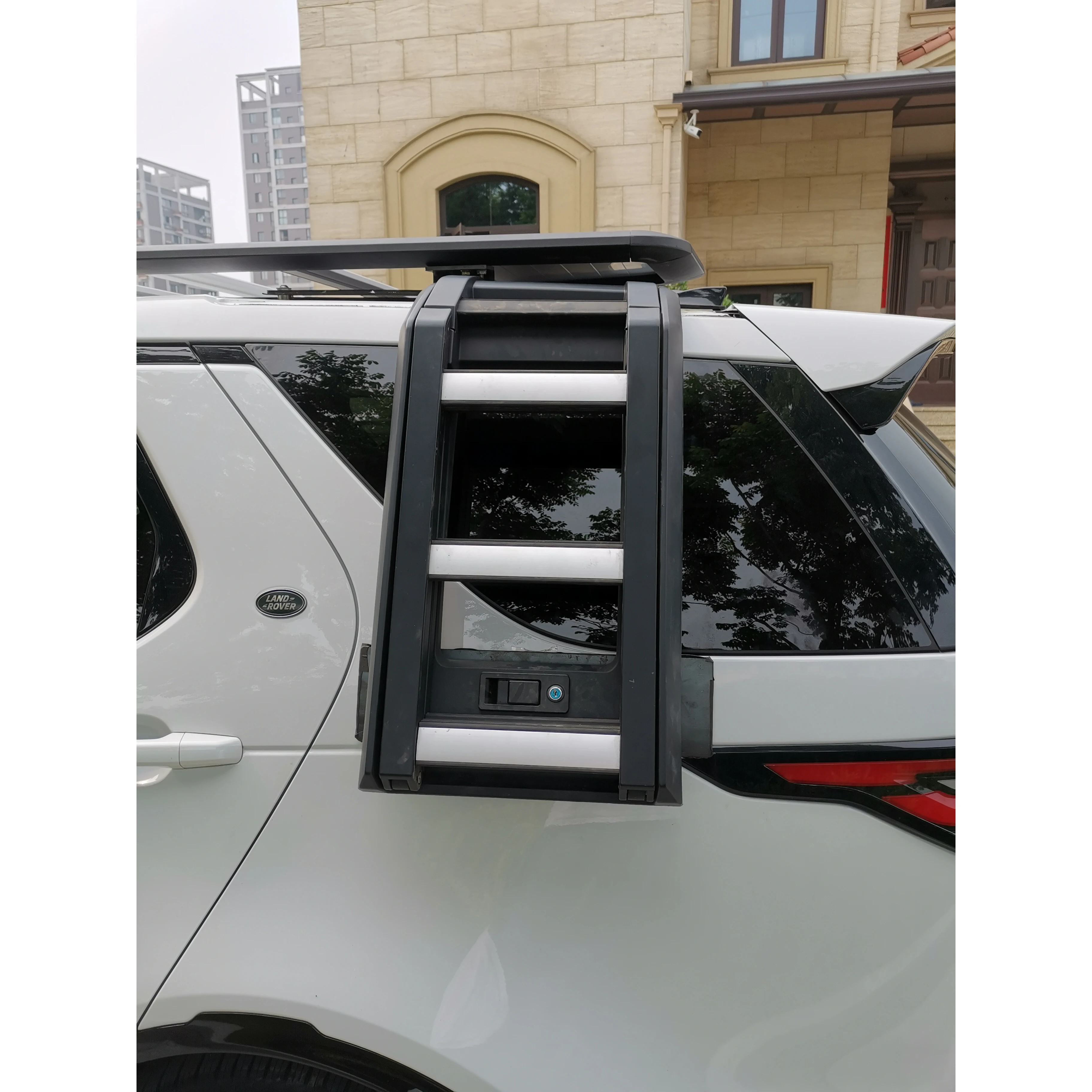

STLF Universal Pickup Truck Tailgate Ladder Heavy Duty Tailgate Step Ladder Fit for Land Rover Discovery 5 L462 2017-2023