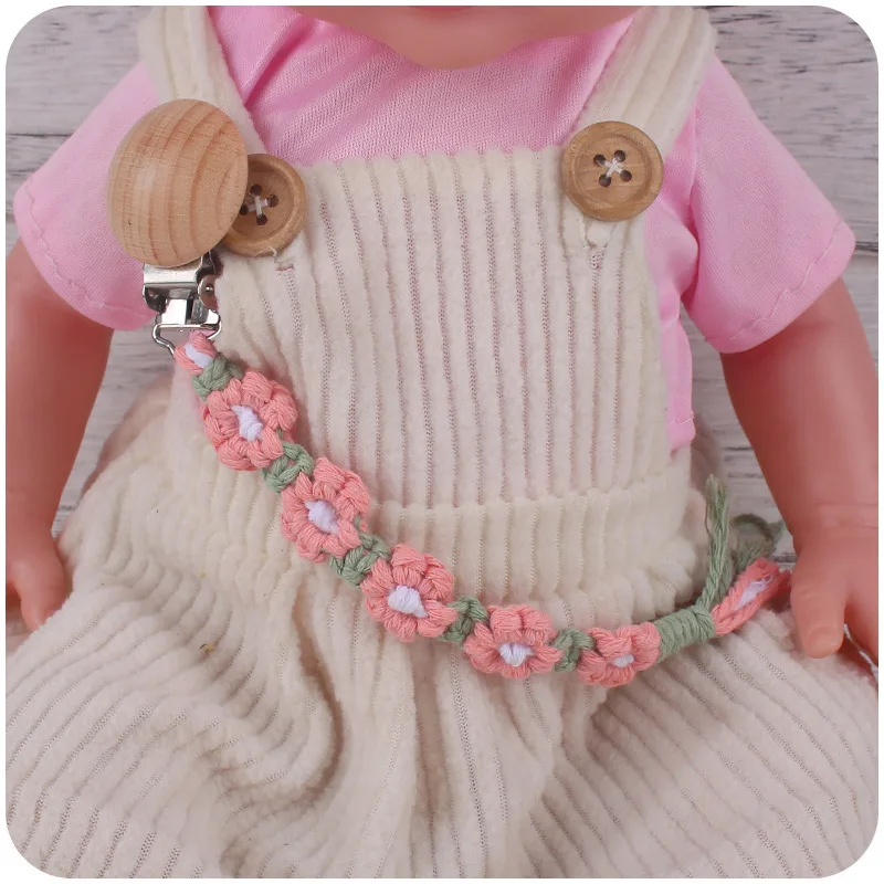 Creative DIY Handmade Baby Beech Pacifier Clip With Five Flower Fine Cotton Rope Woven Pacifier Anti Drop Chain Gift Toy