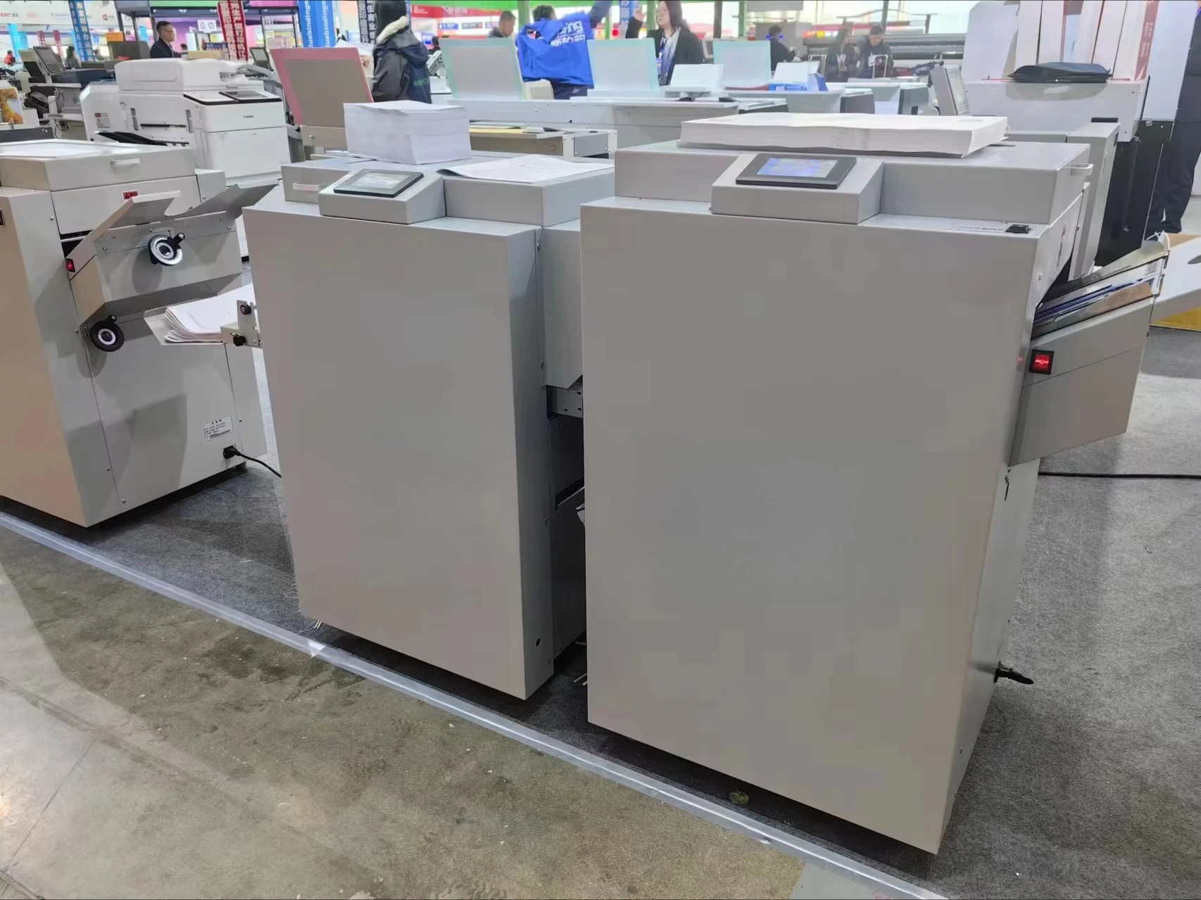 QK-JD1710 Heavy Duty High Speed Fully Automatic Booklet Making Machine Wire Binding Machine With Single Edge Trimming Function