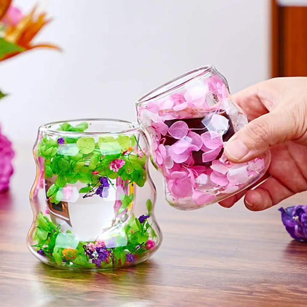 Double Wall Clear Glass Heat Resistant Tea Cup Dried Flowers Insulated Coffee Mug for Water Milk Tea Latte Juice Kitchen Decor