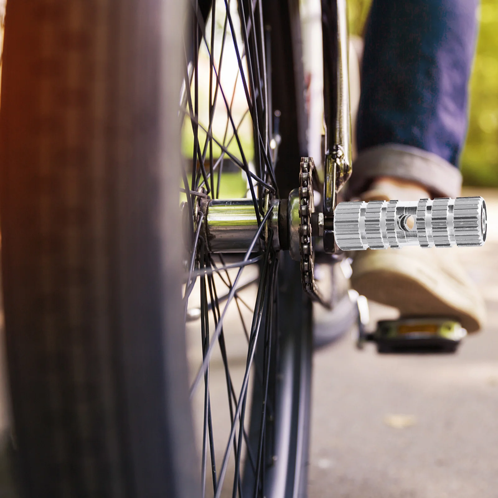 

1Pair Sturdy Alloy Stunt Peg Footpeg for Bike Repair Heavy Duty Cylinder Pedal Replacement Strong Axle Mount for Adult and Kids