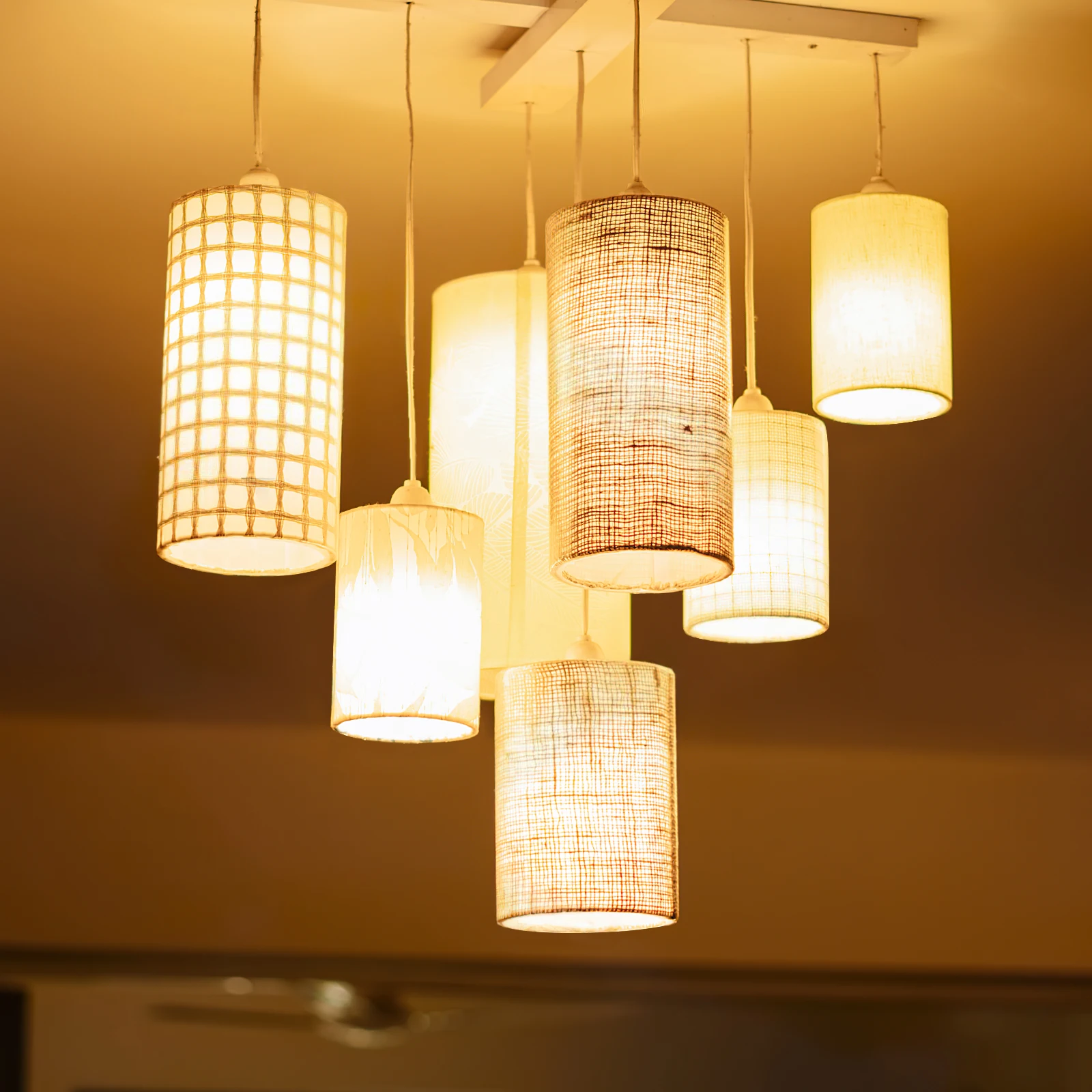 

Lamp Shade Frame Wire Holder Lampshades for Table Ring Bracket Ceiling Lights White Metal
