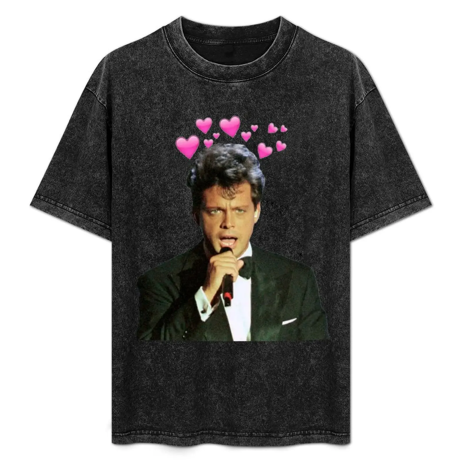 

LUIS MIGUEL LUISMI HEARTS T-Shirt Outdoor Working T-Shirt