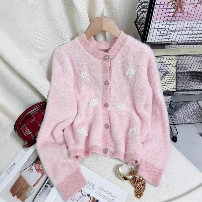 

Вязаный кардиган с цветочным узором