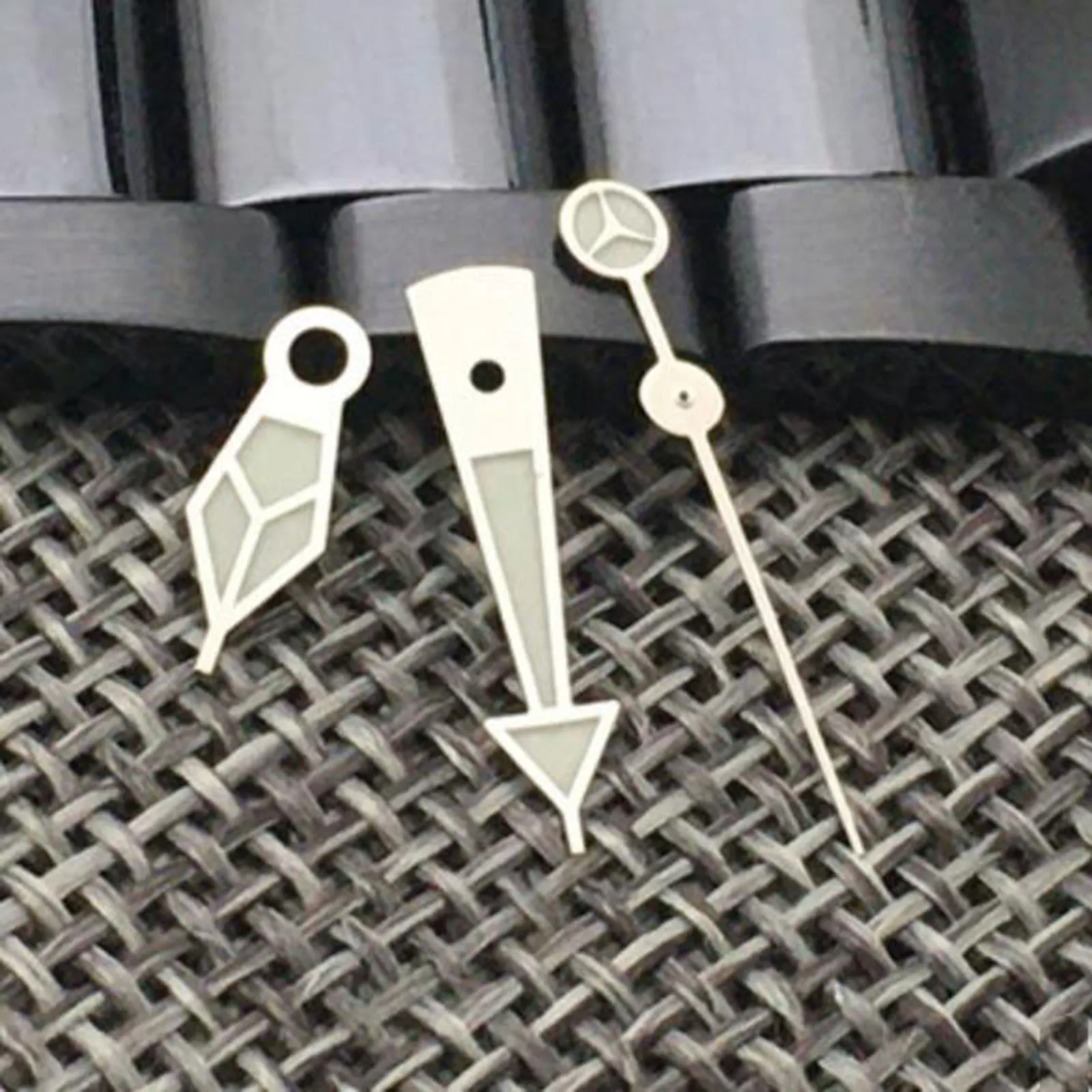 3pcs Green Luminous Watch Hands Set for NH35A NH36A Movement Modifying Part Watch Needle Compatible With SKX007