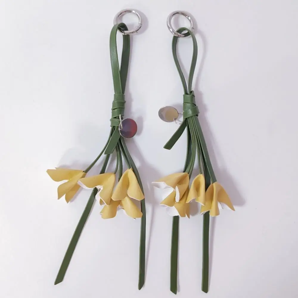 Trendy Purple Pu Leather Flower Pendant Hanger Weave Pu Flower Keychain Lavender Fashion Bag Charm Men