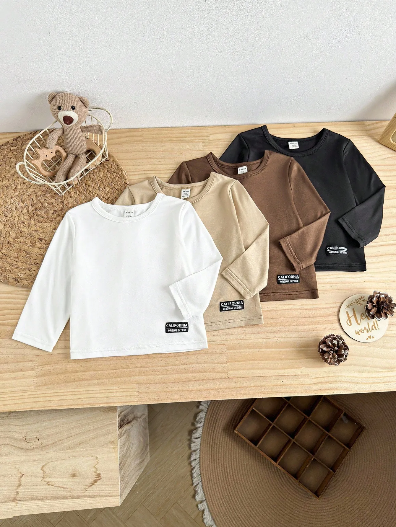 

Spring And Autumn: 4-Piece Pullover For Boys And Multi-Color Basic Long-Sleeved For Girls