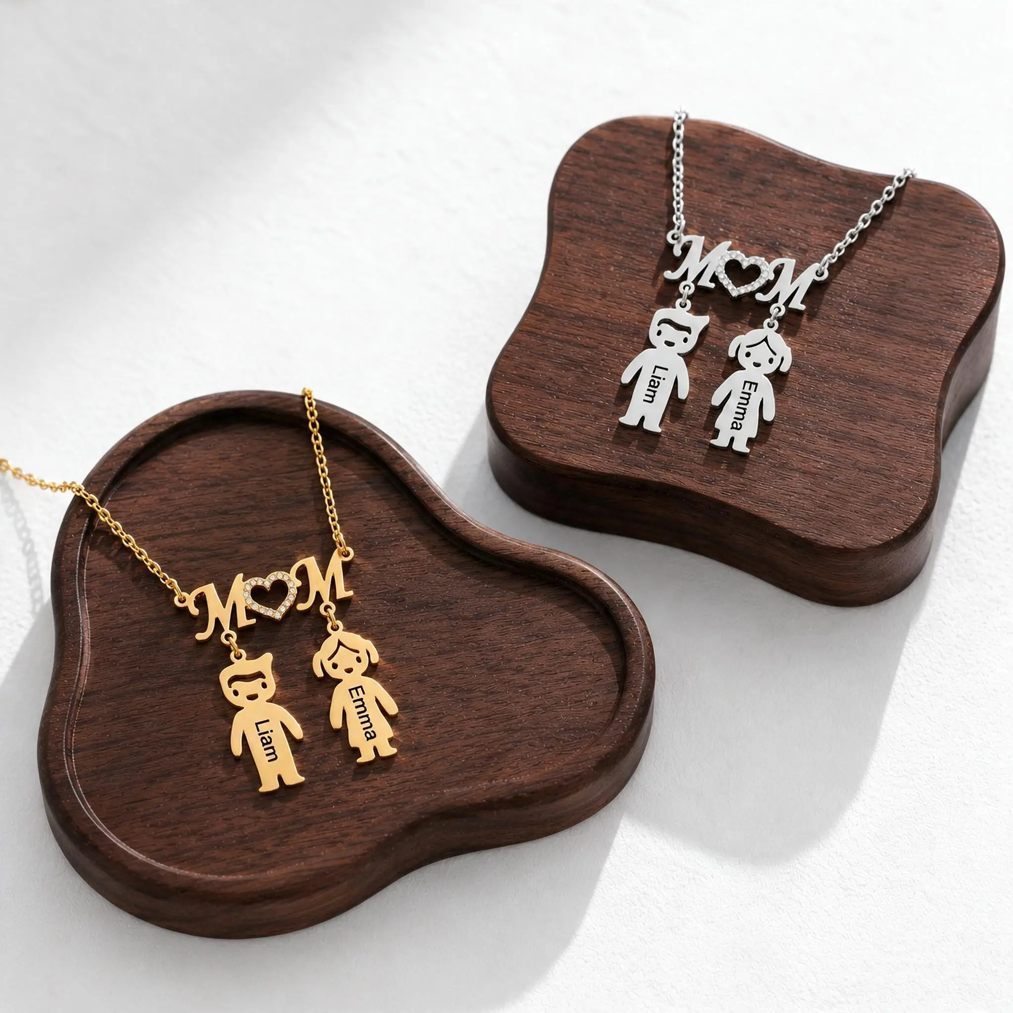 Luxury Mom Necklace Rhinestone Heart Pendant Boy Girl Charms Luxury Engraved Name Family Keepsake Jewelry Silver Gold Rose Gold