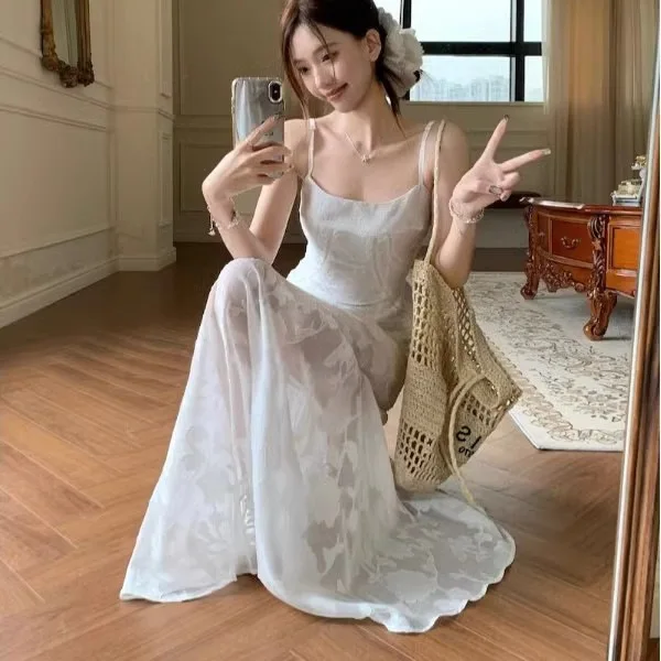 2025年新作夏スタイル フレンチフレッシュ＆スイート サスペンダードレス レディース 海辺のバカンスウェア ウエストミディ丈スカート