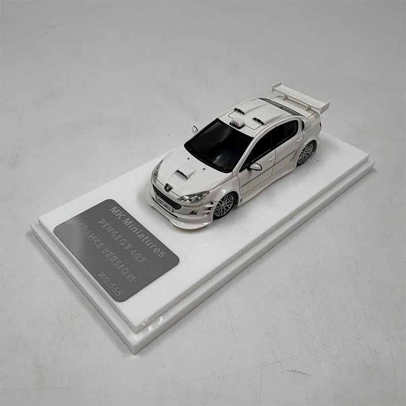 1:64 Scale 406 407 Taxi Sport Car Simulation Resin Model Movie Fan
