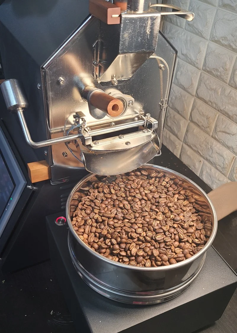 Home Use Small Size Electric Heating 150g Coffee Roaster Sample Roasting Machines Portable Desktop Mill Ciyy Coffee Toaster view 5