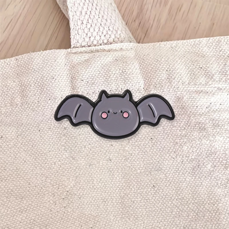 Cute Bat Flying Enamel Badge Cartoon Style Alloy Pin Brooch Jewelry Accessory Gifts For Halloween Fans