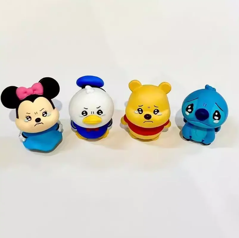 

Аниме-фигурка из серии «Слезы, вылившиеся из глаз»: Слепая коробка с фигурками Винни-Дака и Стича, кавайные фигурки для декора рабочего стола, праздничные подарки