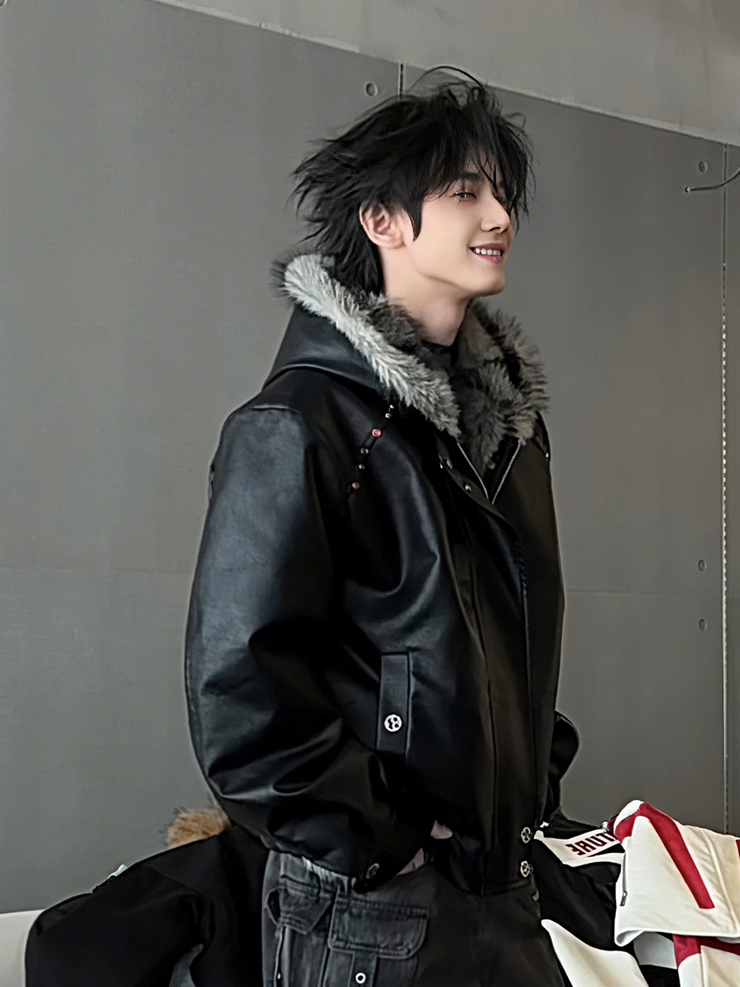 

Thiened Hooded Cotton Jaet Men's Winter Faion Brand Cleanfit Rivet ort Fur Leather Wolf Fur Collar Jaet Coat