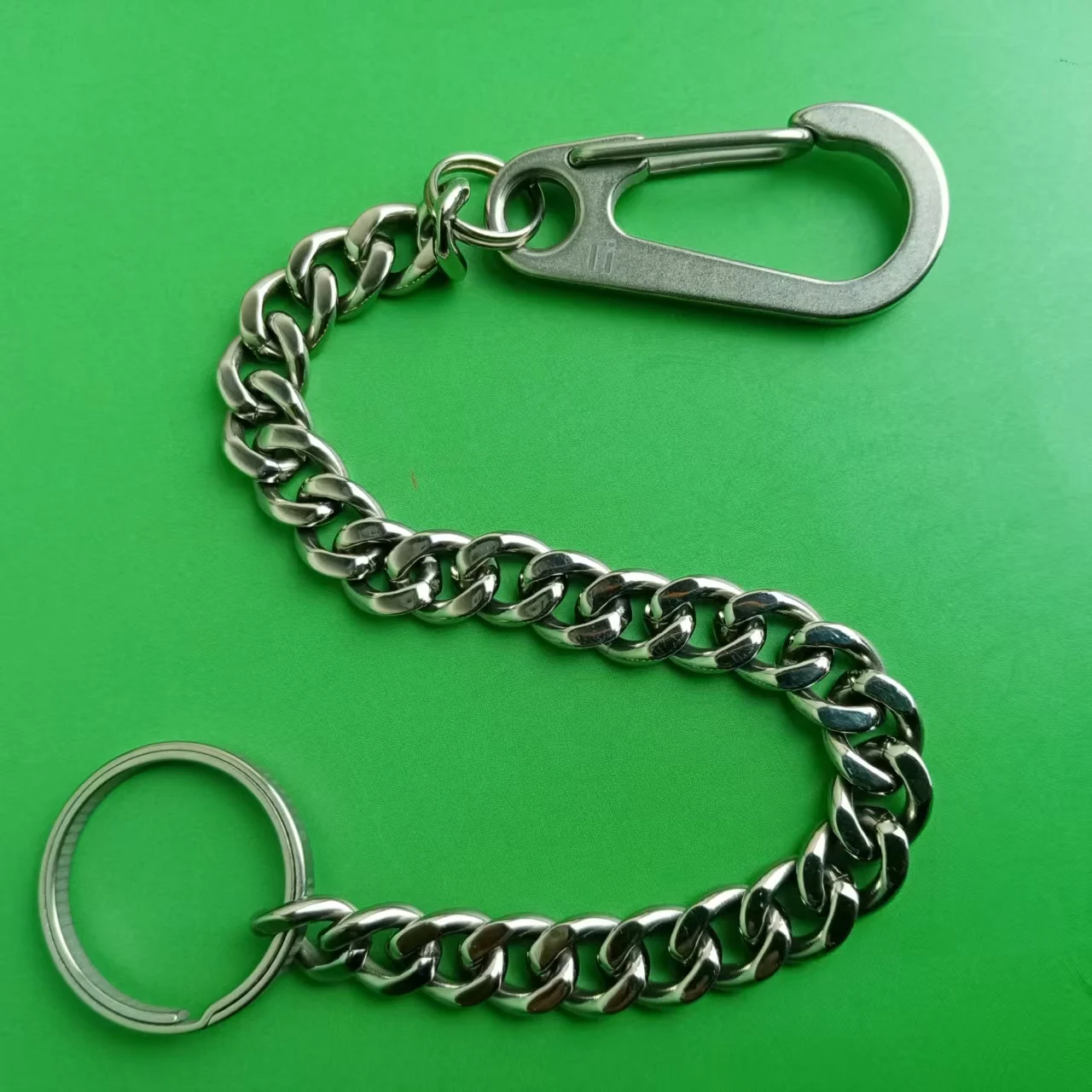 Pure Titanium Security Key Ring - 8.7mm/9.5mm Anti-Theft Keychain, Durable Wristwear for Safety & Protection