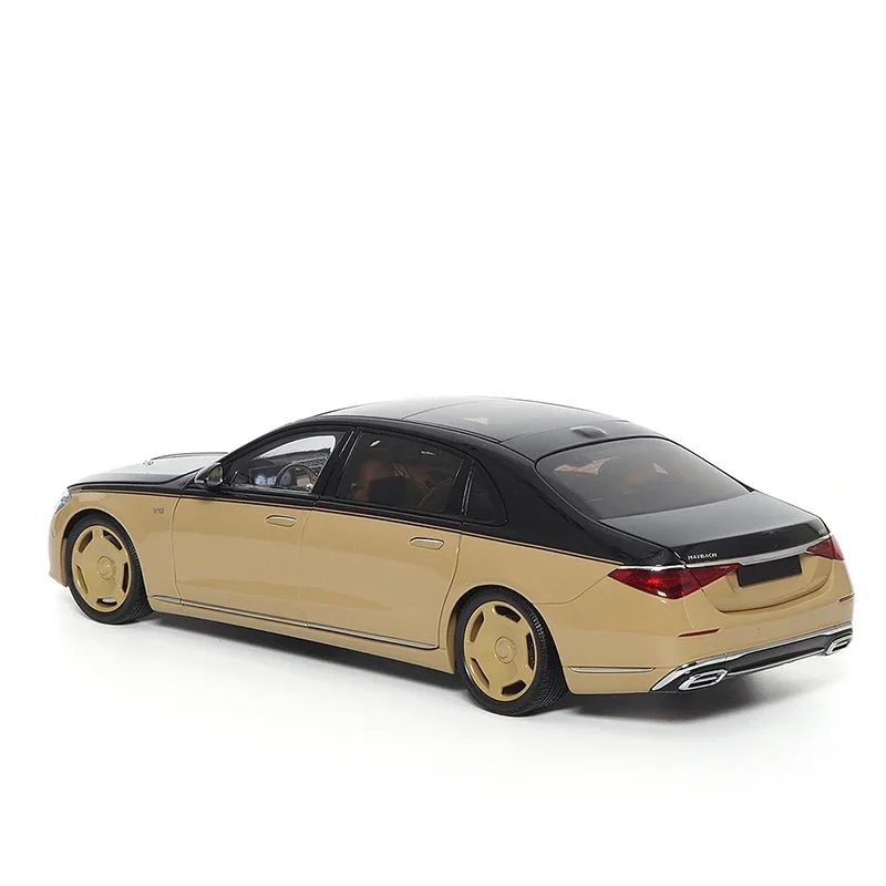 Almost Real AR1/18 2021 Maybach S-Class S680 Car Model Gift