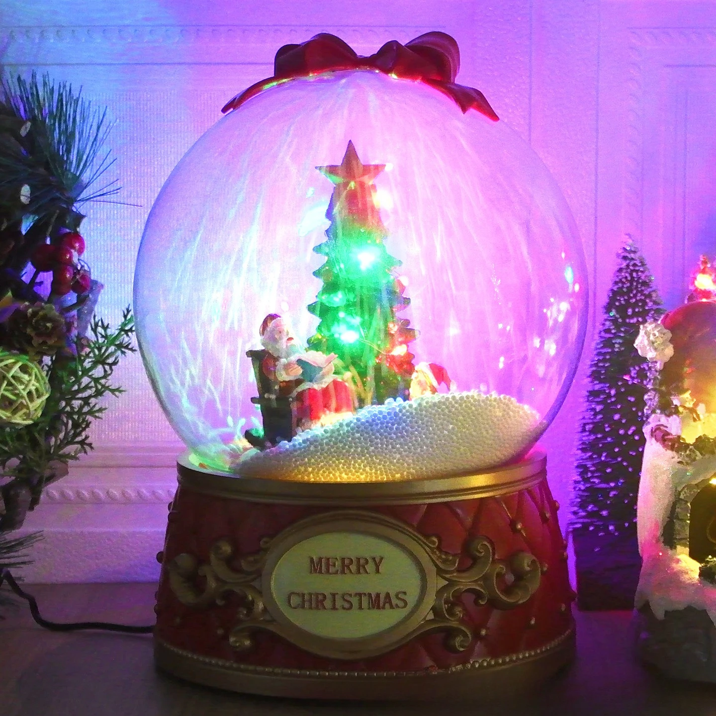 Kerstversiering, lichtgevende muziekdoos, muziekdoos, kristallen bol, kerstcadeaus voor de feestdagen, cadeaus, desktopharsornamenten