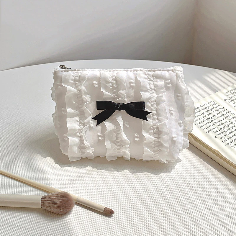 Cute Makeup Bag Korean Edition Lace Ruffle Bow Zero Wallet Fashion Handbag Storage Bag 2026 New Women's Small Square Bag
