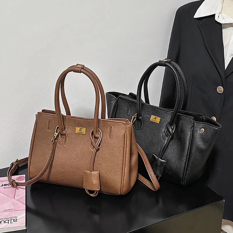 

2025 Vintage Underarm Bag​​ Women Soft Leather Shoulder Purse Crossbody Bag Chic Commuter Tote Casual Fashion Large Capacity