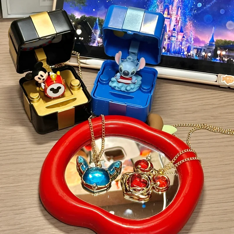 

В наличии подлинная серия Disney, романтическое ожерелье с драгоценными камнями, глухая коробка, украшение для рабочего стола, кошка Мэри, Микки, Winne, стежка, коллекционные предметы