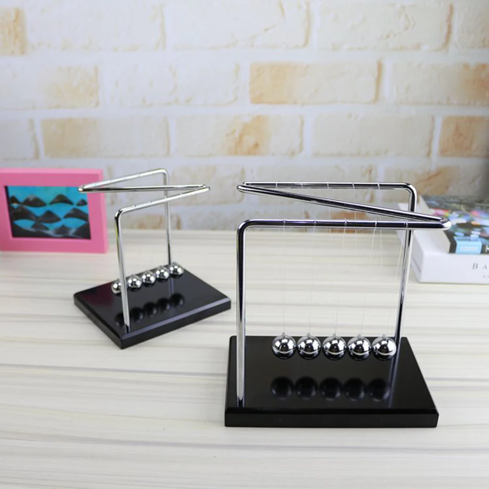 

Creative Solid Wood Newton's Cradle Z-Shaped Bumper Pendulum Ball for Home Office Desk Decoration Educational Physics