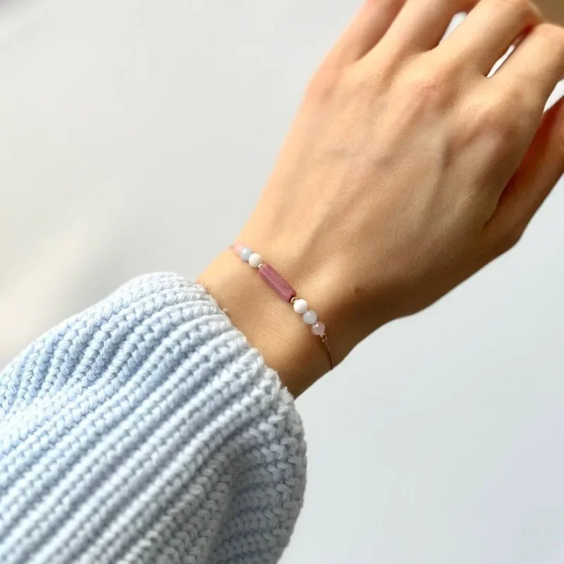 Healthy Pregnancy bracelet | Pregnancy gifts, gifts for moms, gifts for expectant moms, pregnancy jewelry gifts for her