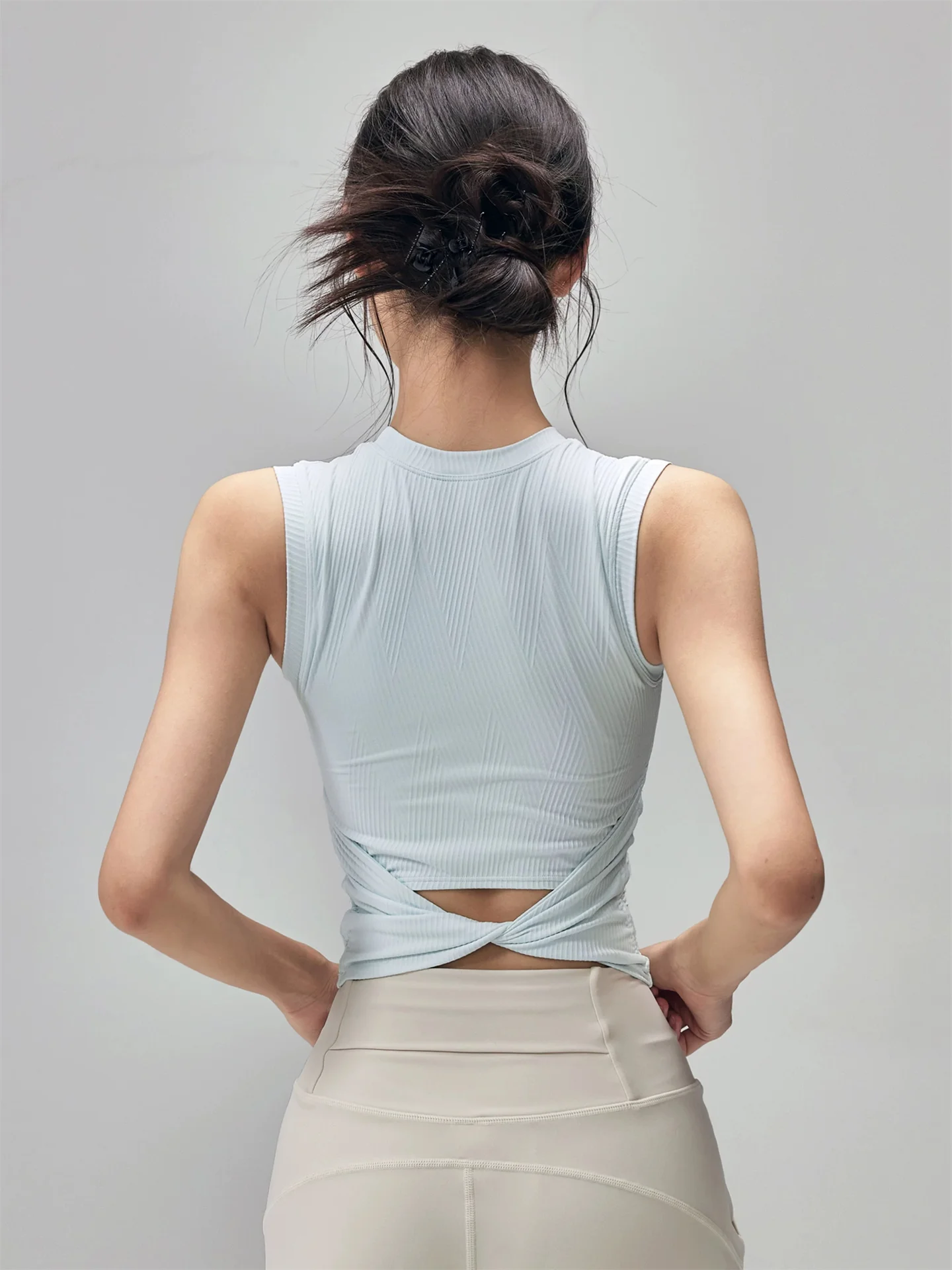 

Женский топ для йоги с подкладкой для груди, быстросохнущий, с эффектом второй кожи, майка для бега на открытом воздухе, пилатеса, тренировок, фитнеса