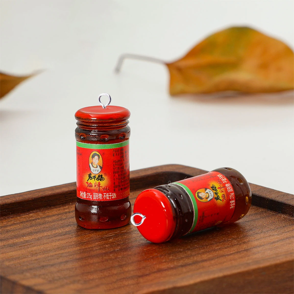 10 Uds. De bonitos abalorios flotantes de resina de pasta de chile simulada, colgante de botella Kawaii con parte posterior plana para hacer joyas, accesorios para pendientes Diy