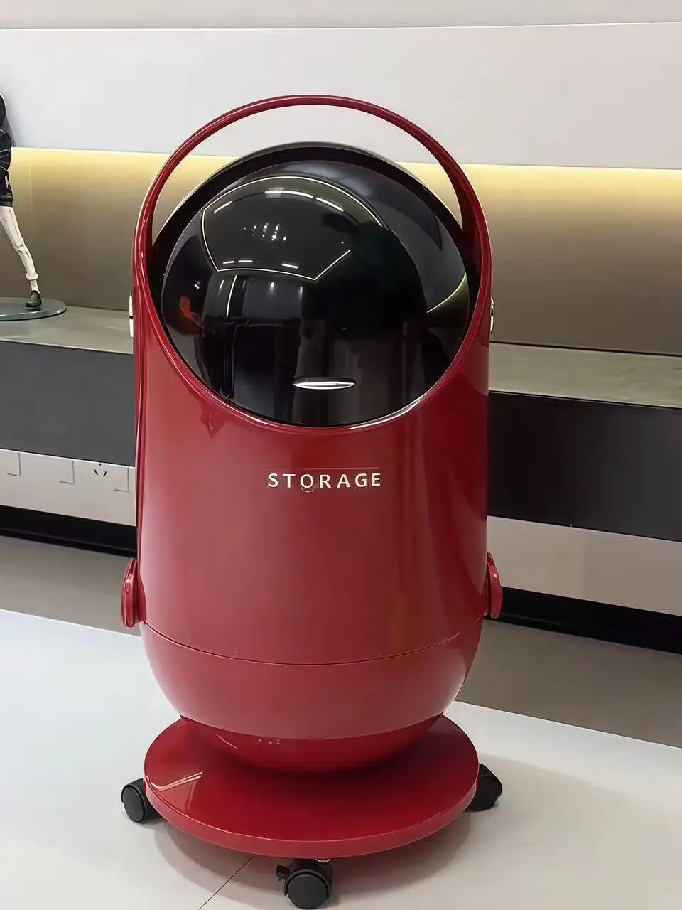 

Высокая емкость для гостиной, спальни, мусорное ведро с крышкой, откидными колесами, без изгиба, низкопрофильное роскошное пластиковое мусорное ведро Ele