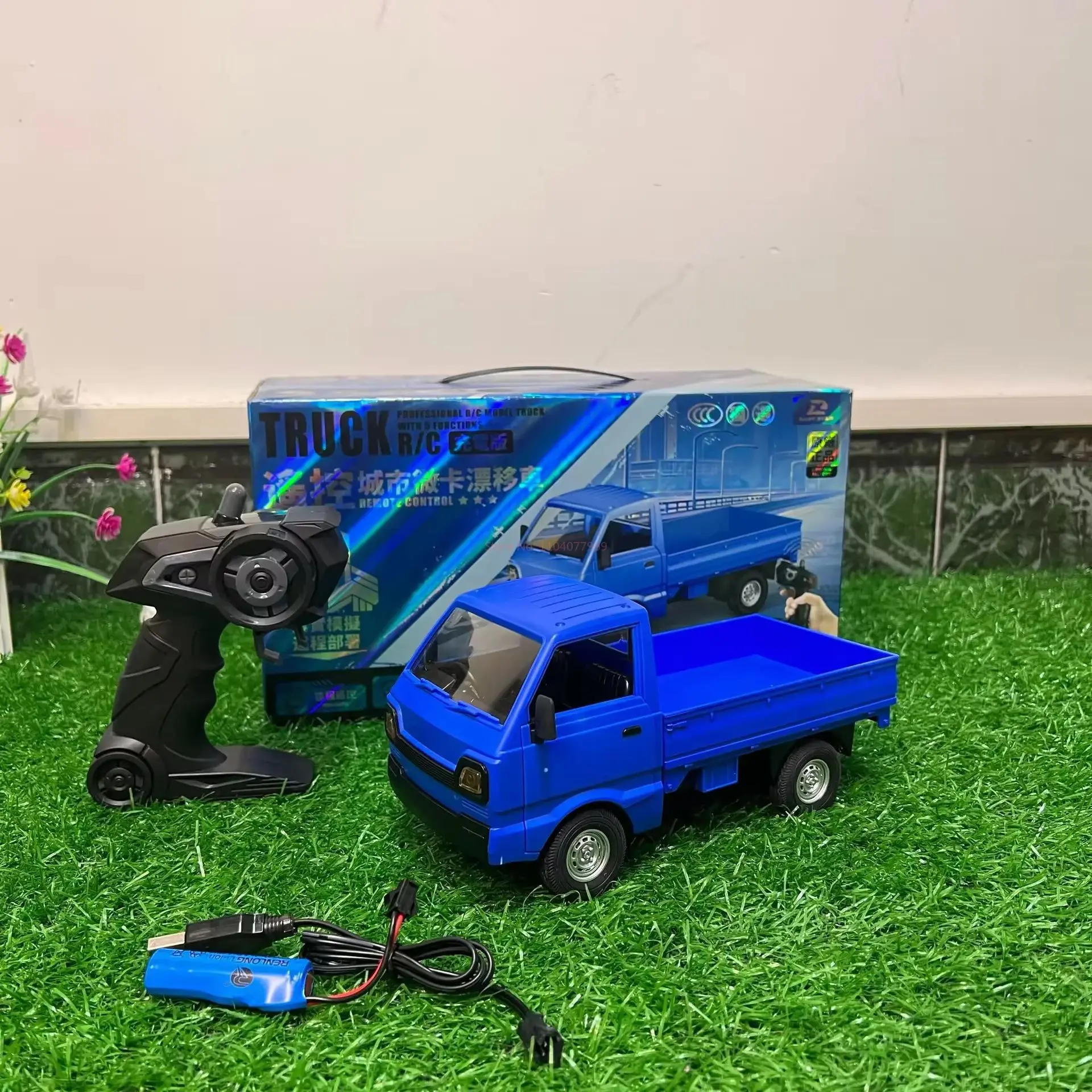 D12 Zdalnie sterowany samochód elektryczny 1:16 Symulacja samochodu zdalnie sterowanego Drift Climbing Truck Led Light Haul Cargo Toys Kids Xmas Gifts Rc Car