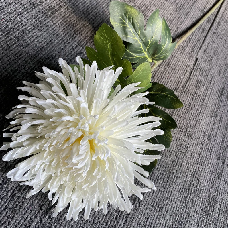 Simulierte einzelne Drachenklaue Chrysantheme gefälschte Blume Wohnzimmer Schlafzimmer Desktop Platzierung Weihnachtsdekoration – Detail 6