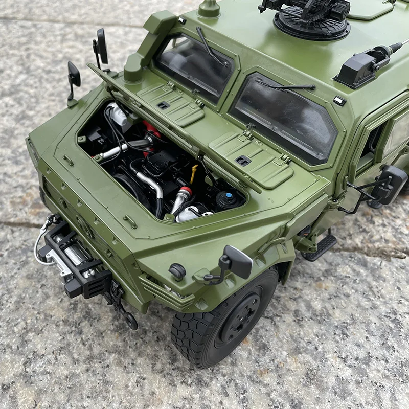 Domestic original car model CSK181 warrior three generations 1:18 alloy simulation car model armored car model