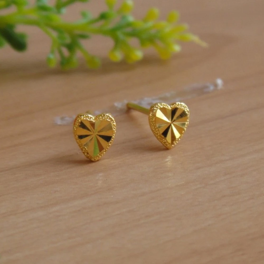 

Pure Solid 24K Yellow Gold Women Earrings Shiny Heart Mini Stud Earrings 0.82g