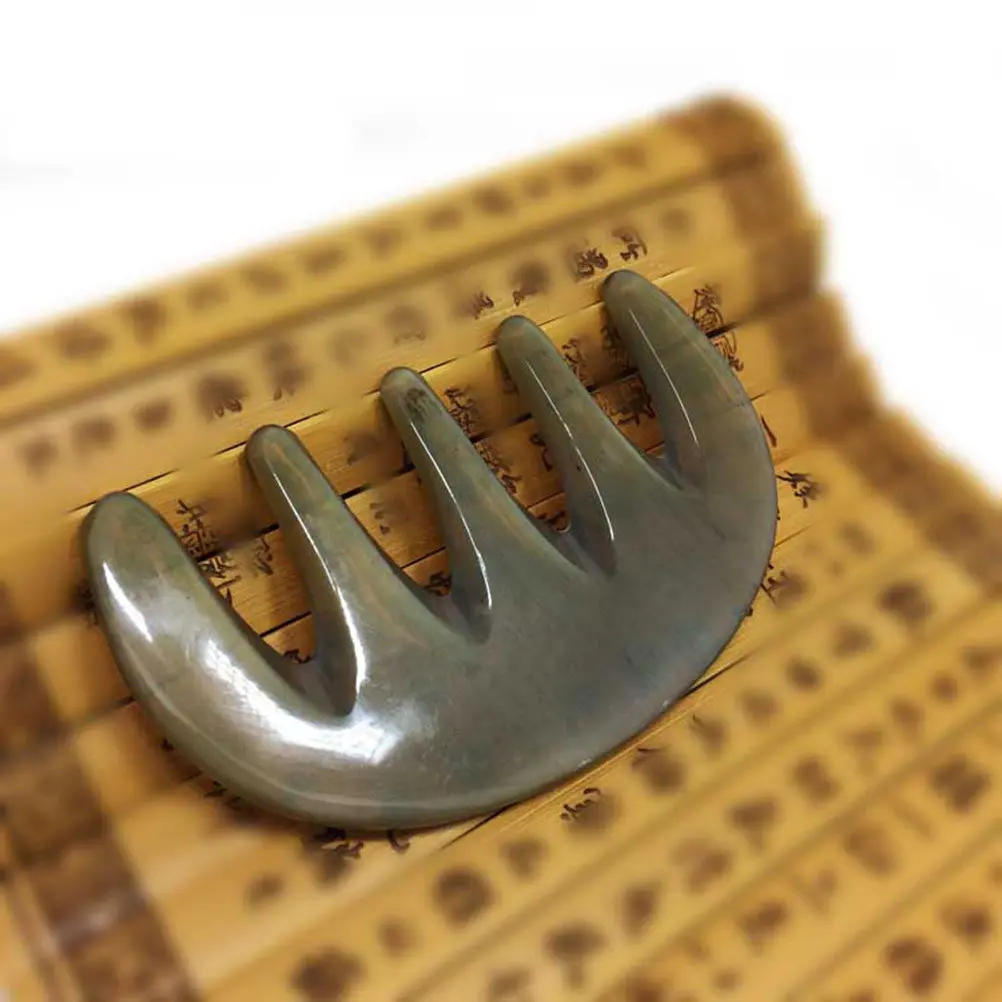 

Handmade Ox Horn Massage Comb for Scalp Stimulation Hair Detangling and Acupoint Relief Lightweight Travel Friendly Natural Anti