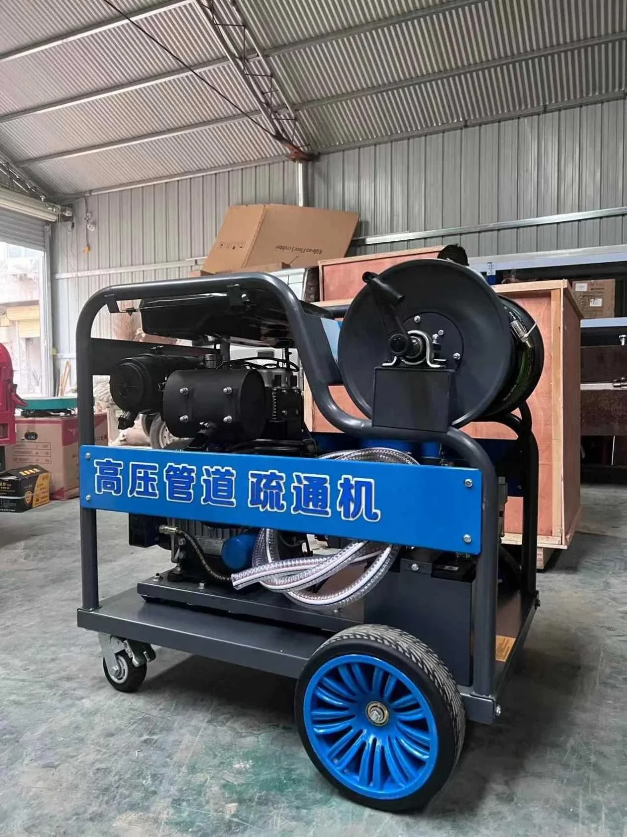 

Hot SaleWater Jet High Pressure Dredging 200Bar Roof Garden Pipe Cleaning Machine