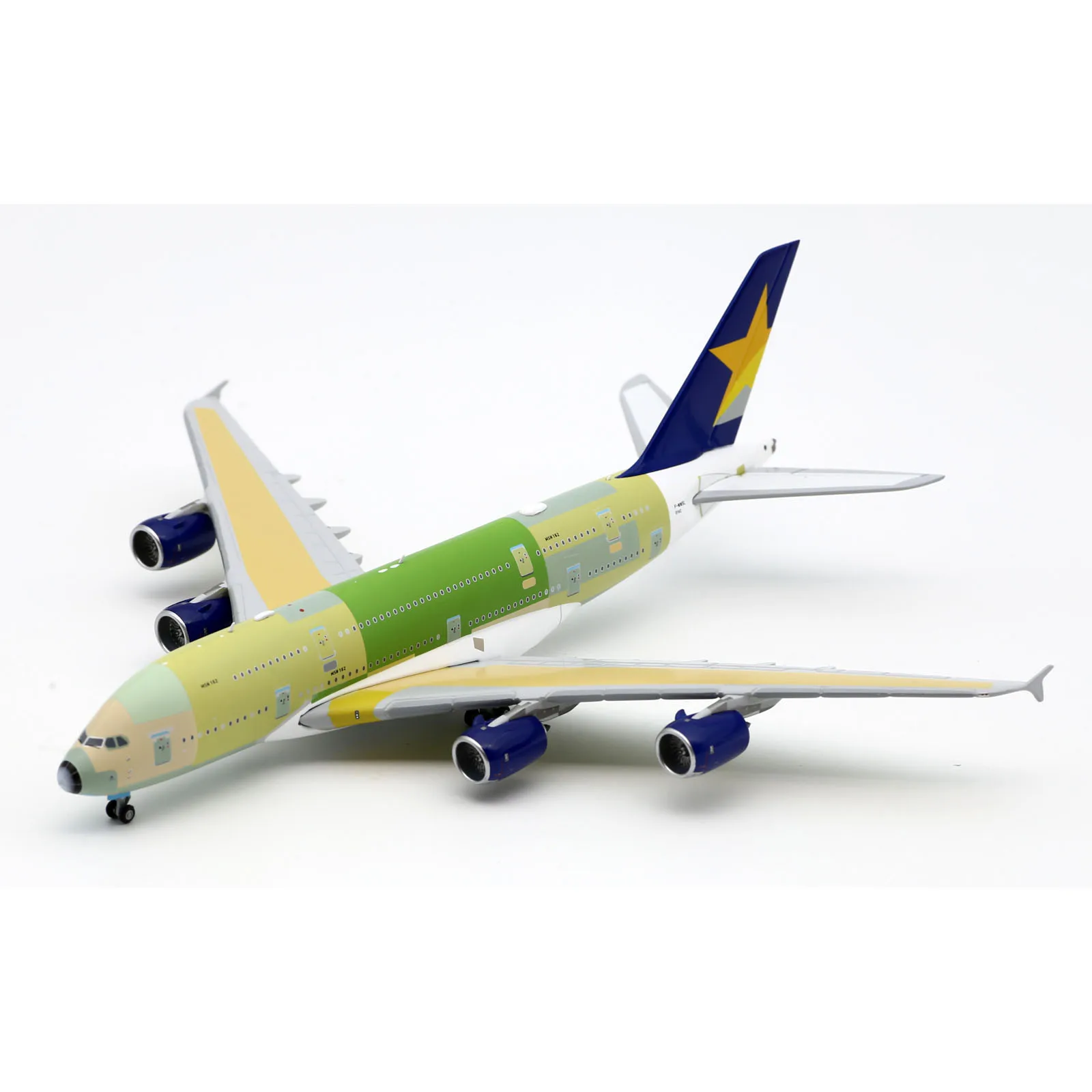 SKYMARK Airline "métal nu" Airbus A380 Diecast Aircraft Jet Model F-WWSL Cadeau d'avion à collectionner en alliage XX4469 Ailes JC 1:400