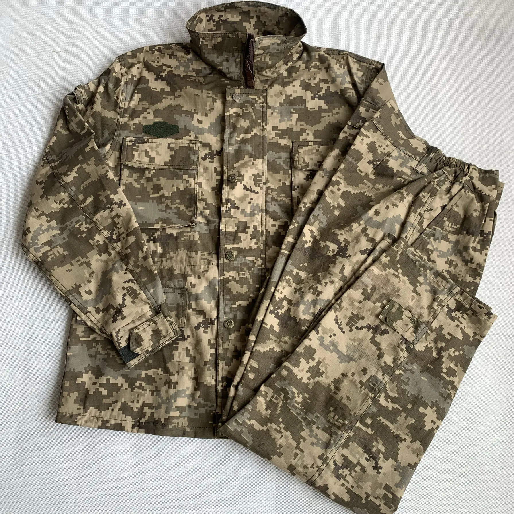 

Spring and Autumn Cotton Thick Material Electronic Camouflage Set Breathable Pure Cotton Wear resistant Genuine Edition