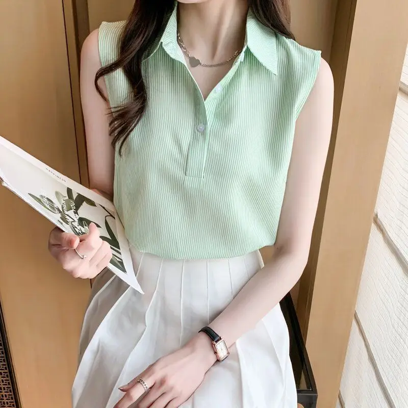 

2025 New Fashionable Striped Summer Vest Vest for Women Wearing Shirt Sleeveless Chiffon Top
