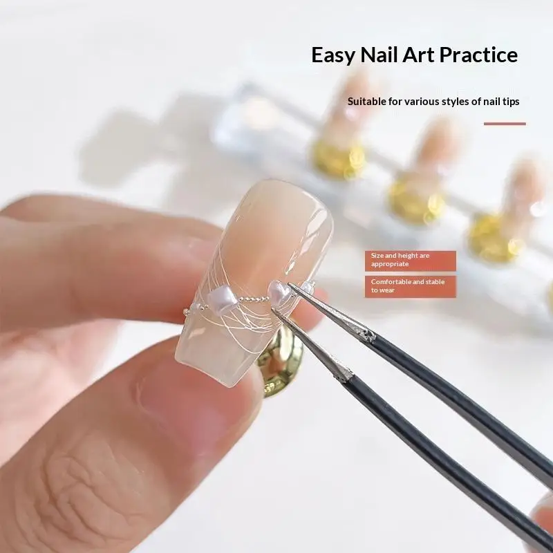 Magnetic Nail Practice Stand Chess Shape Nail Holder Strong Magnet Fake Nail Display Rack For Beginner Nail Art Training Use