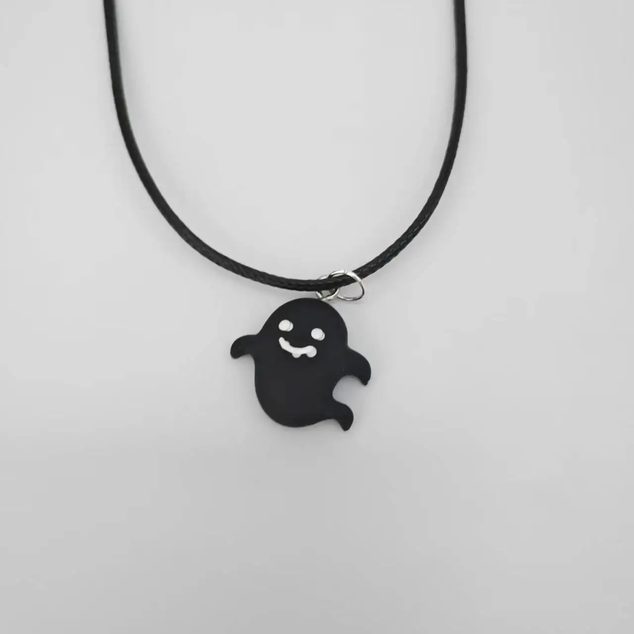 

Cute Black Ghost Handmade Necklace for Girls Woman Fashion Halloween Gifts