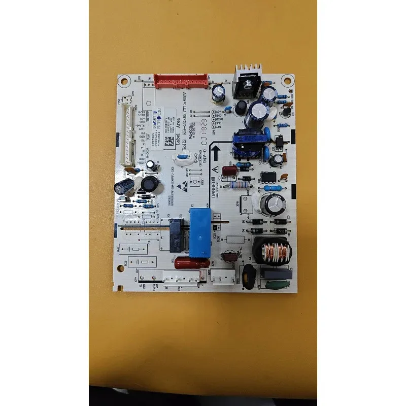 For Compatible with Hisense Rongsheng Refrigerator - 251WTDG BCD-221WKD1NE1907305 Computer Board Mainboard