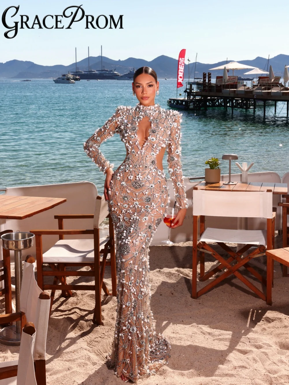 

Stunning Pearls Crystal Evening Dress Dubai Luxury High Collar Long Wedding Party Gown Customized Elegant Chic Banquet Gowns