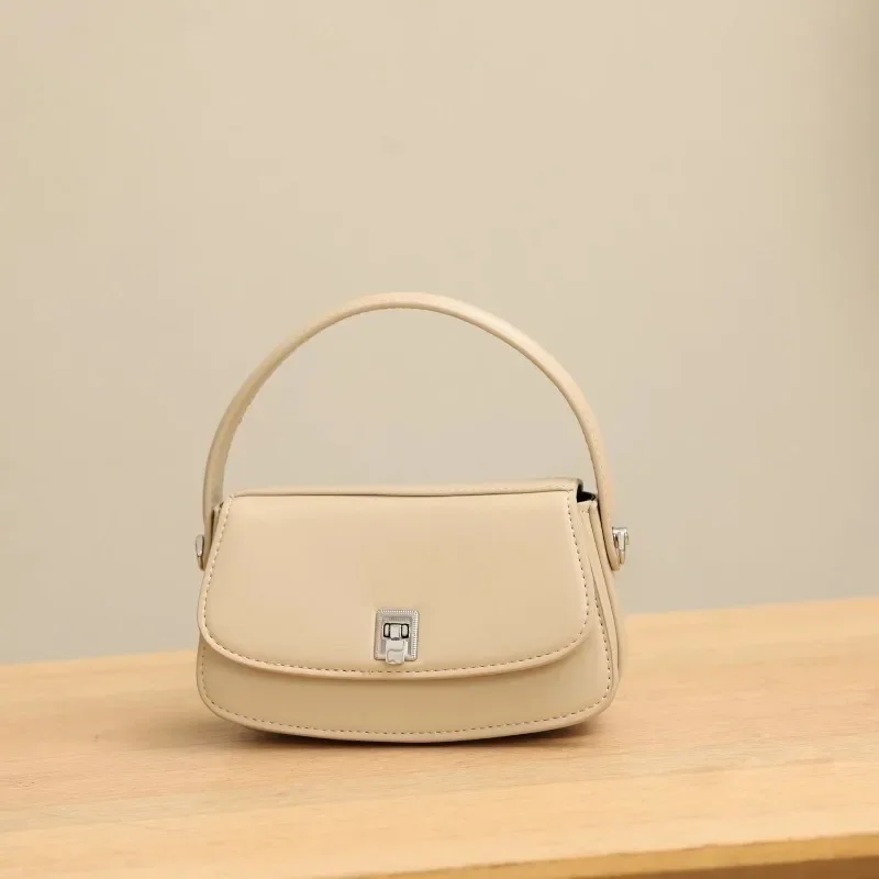 Handbag Light Luxury Saddle Bag Ms. 2024 New Fashion Brand Summertime Sense of Advanced Mini Crossbody Bag Fashion