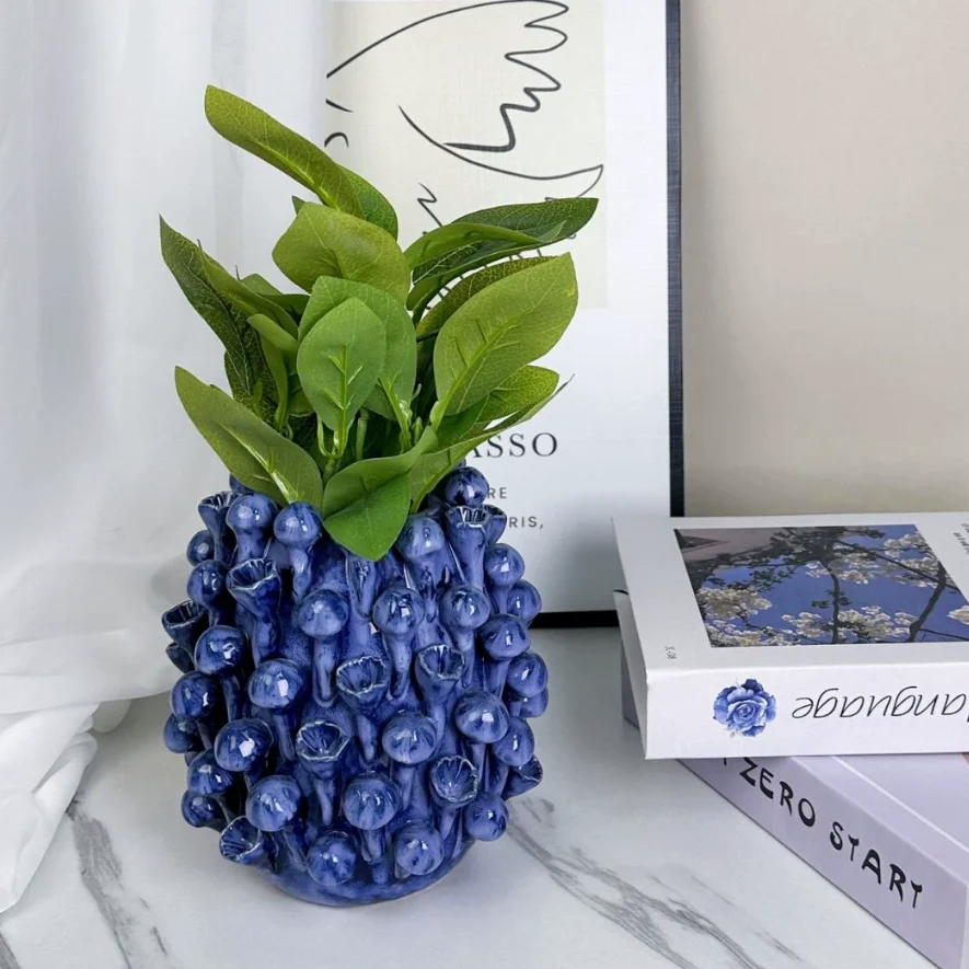 

Elegant Plastic Flower Vase,Lightweight and Portable, Ideal for Living Room, Dining Table, Office, Vases Home Decor